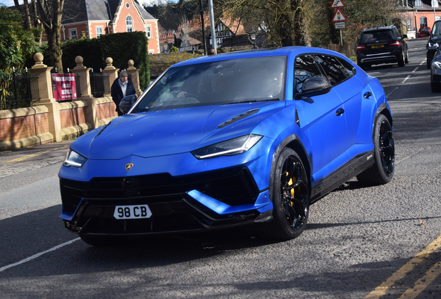 Lamborghini Urus Performante