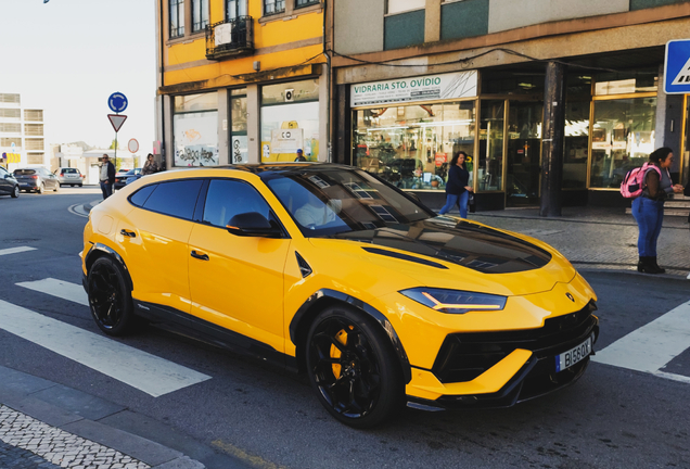 Lamborghini Urus Performante