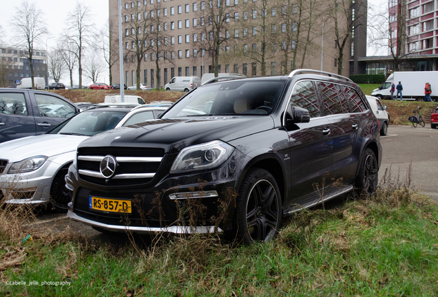 Mercedes-Benz GL 63 AMG X166