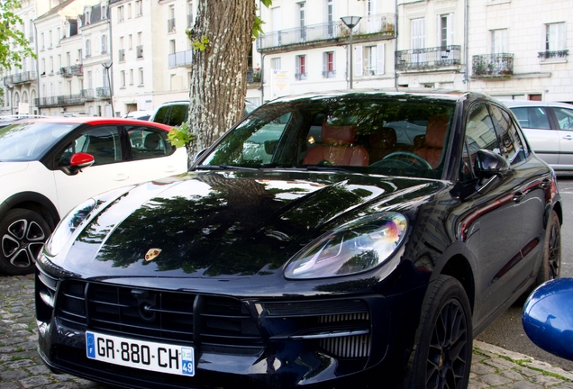 Porsche 95B Macan GTS MkII