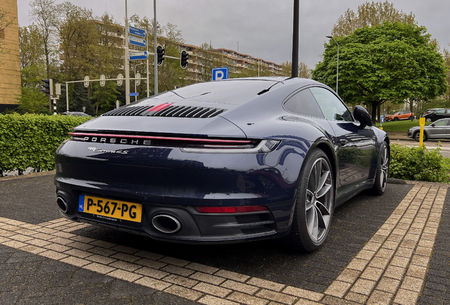 Porsche 992 Carrera 4S