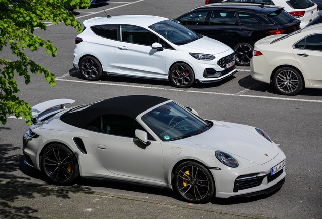 Porsche 992 Turbo S Cabriolet