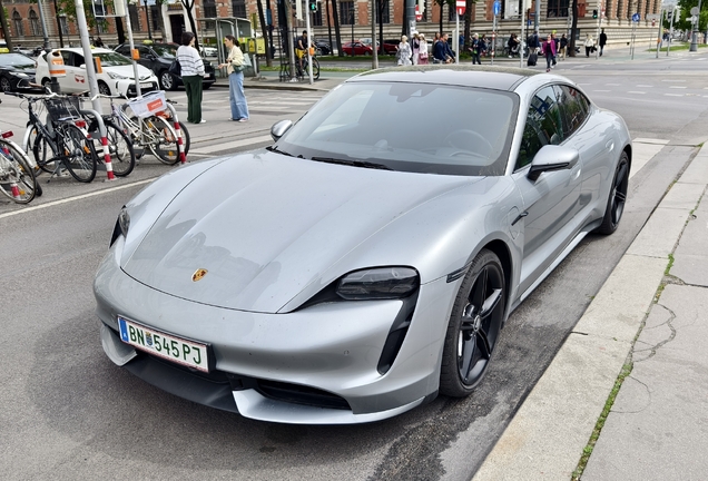 Porsche Taycan Turbo S