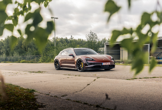 Porsche Taycan Turbo S Sport Turismo