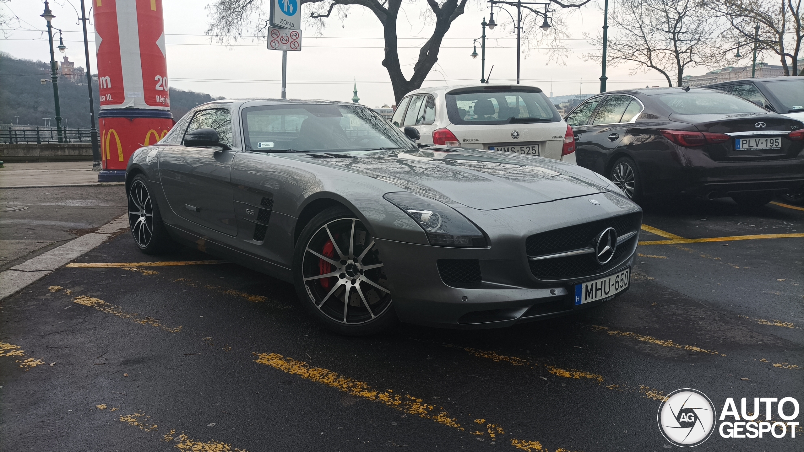 Mercedes-Benz SLS AMG GT