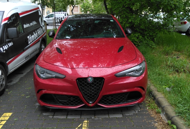 Alfa Romeo Giulia Quadrifoglio 2020