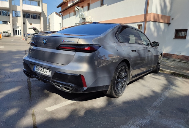 BMW M760e xDrive