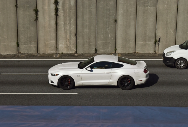 Ford Mustang GT 2015