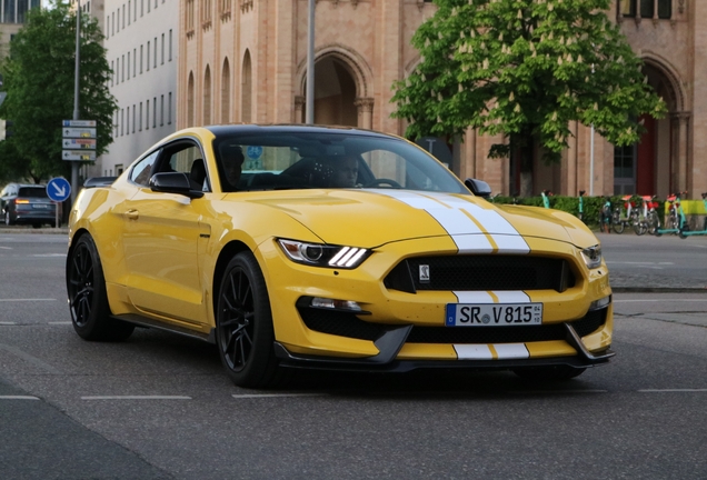 Ford Mustang Shelby GT350 2015