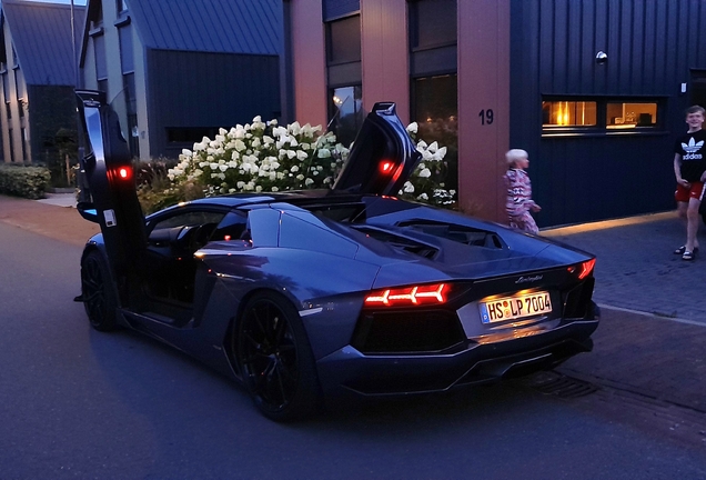 Lamborghini Aventador LP700-4 Roadster