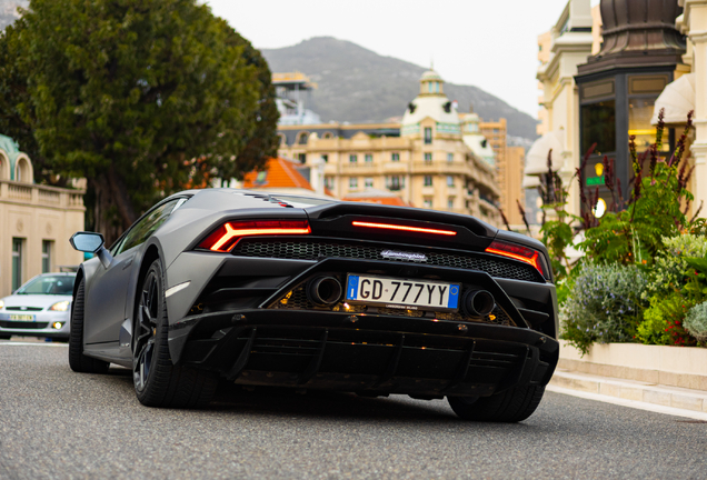 Lamborghini Huracán LP640-4 EVO