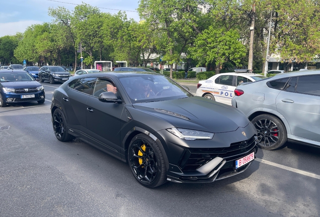 Lamborghini Urus Performante