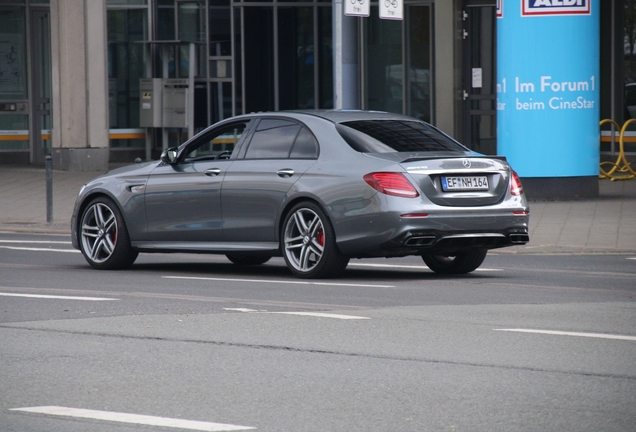 Mercedes-AMG E 63 S W213