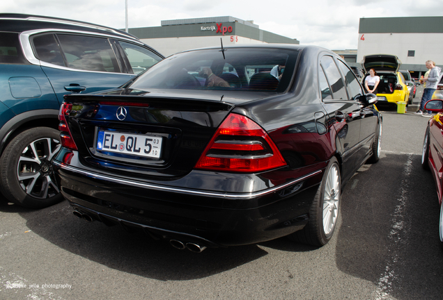 Mercedes-Benz C 55 AMG