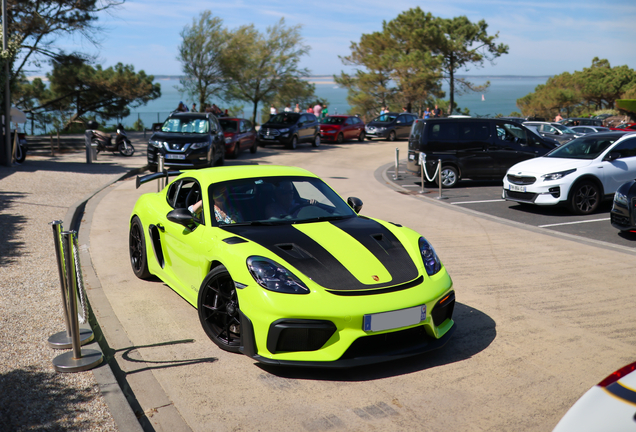 Porsche 718 Cayman GT4 RS Weissach Package