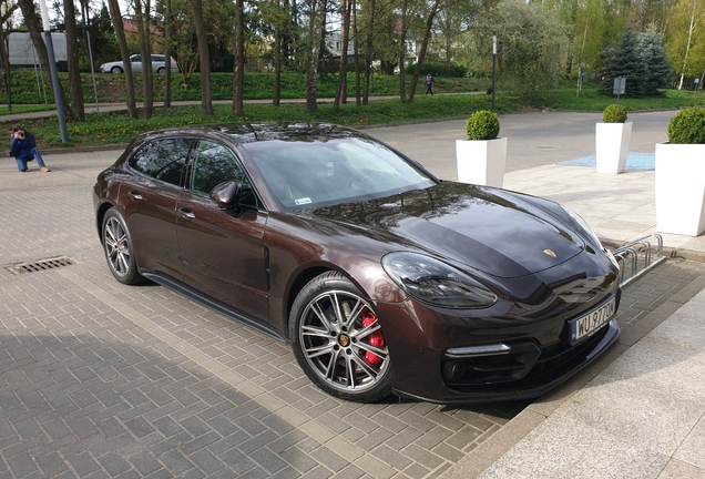 Porsche 971 Panamera GTS Sport Turismo