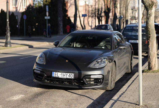 Porsche 971 Panamera GTS Sport Turismo