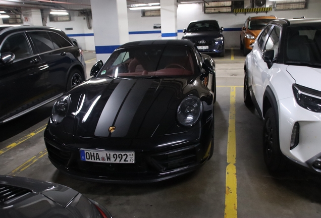 Porsche 992 Carrera GTS