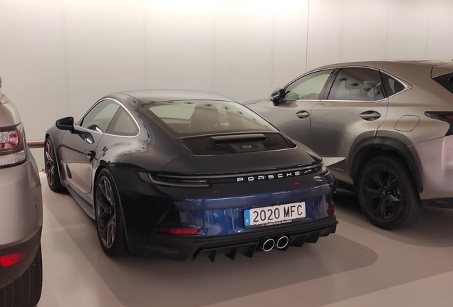 Porsche 992 GT3 Touring