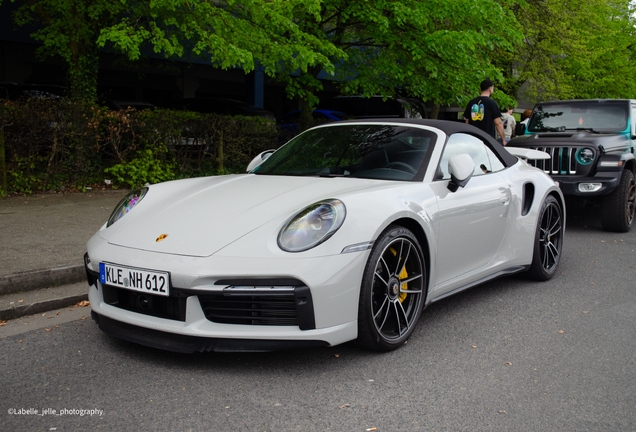 Porsche 992 Turbo S Cabriolet