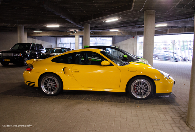 Porsche 996 Turbo