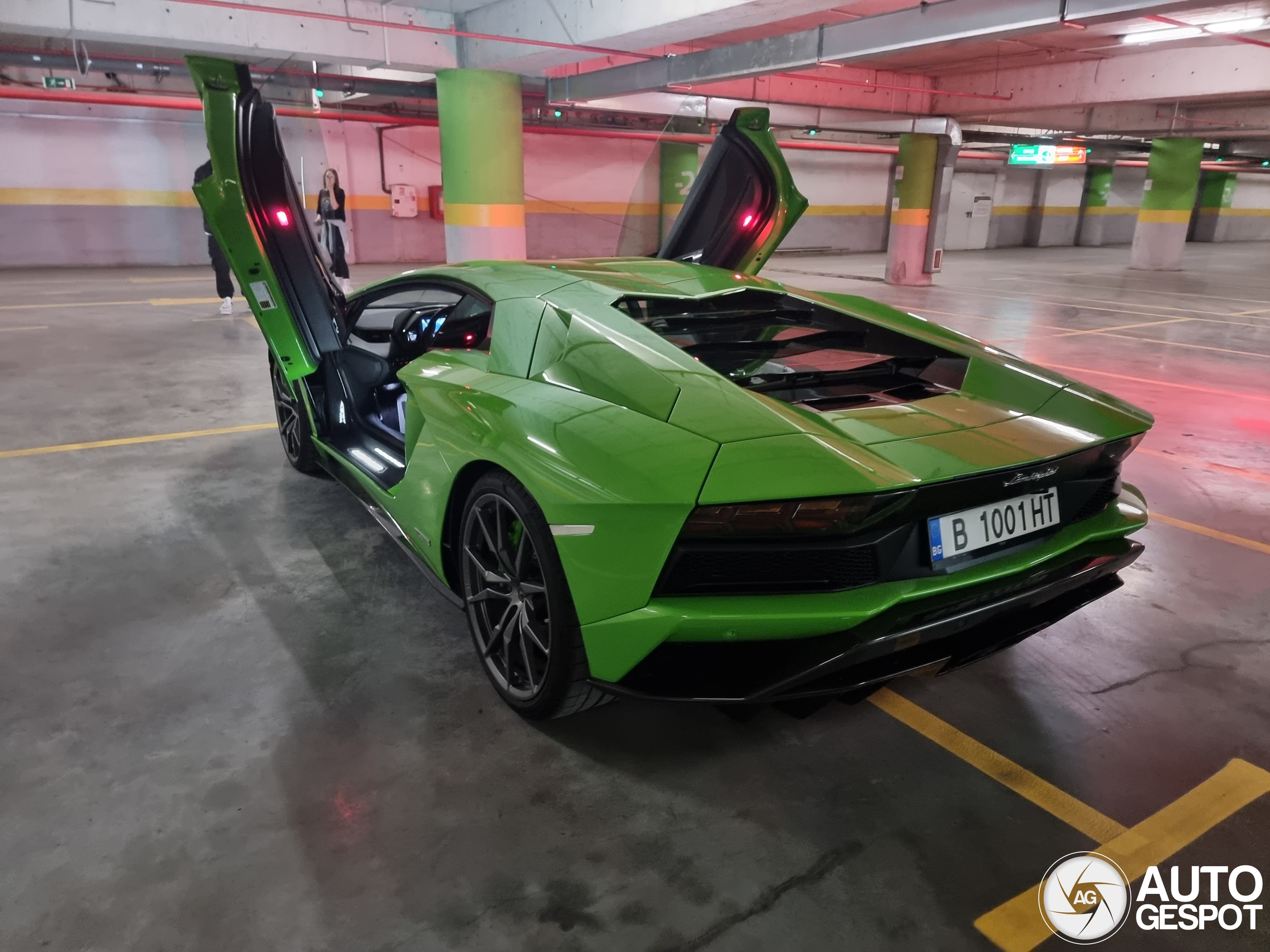 Lamborghini Aventador S LP740-4