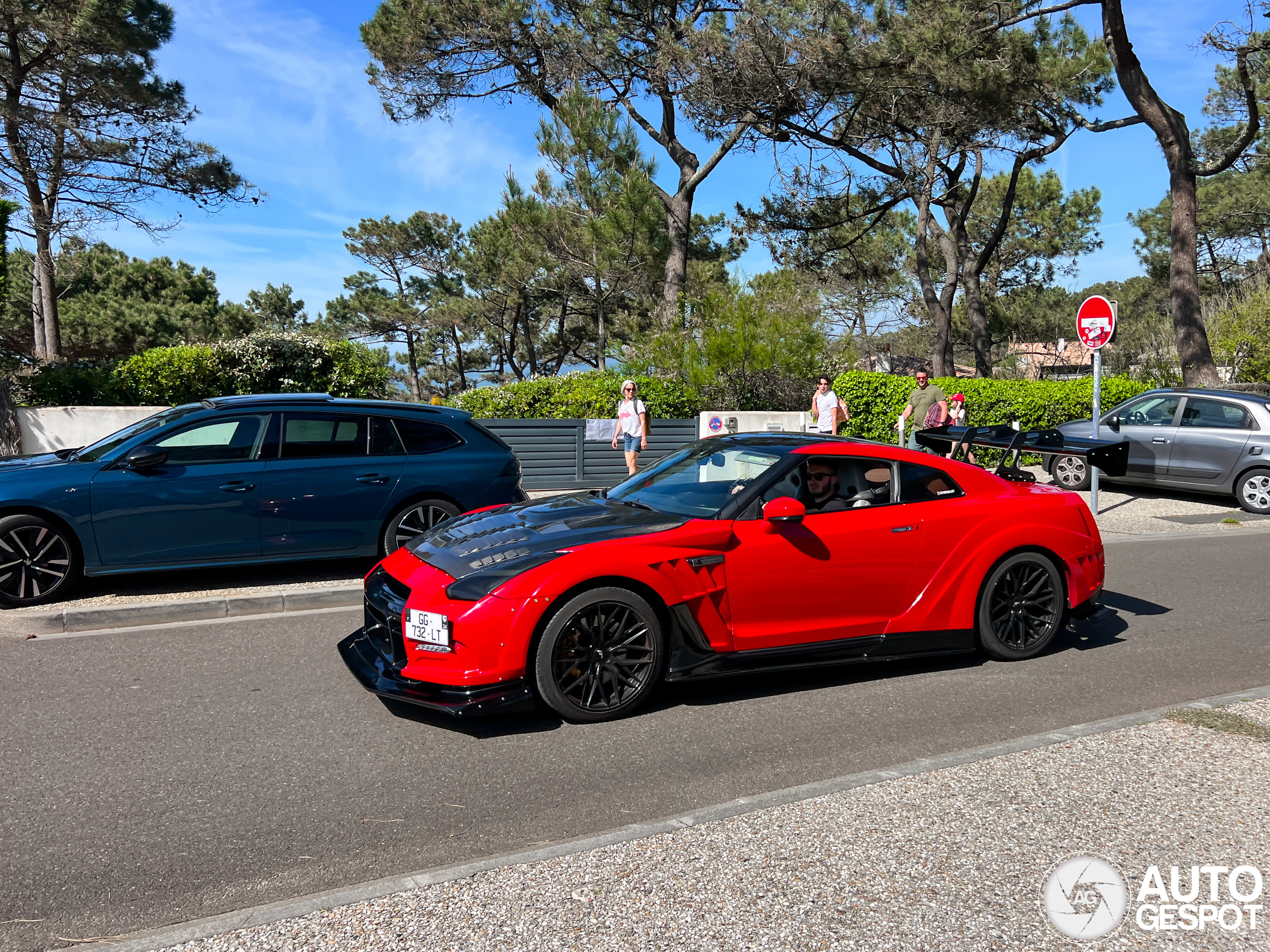 Nissan GT-R Varis Kamikaze-R Widebody