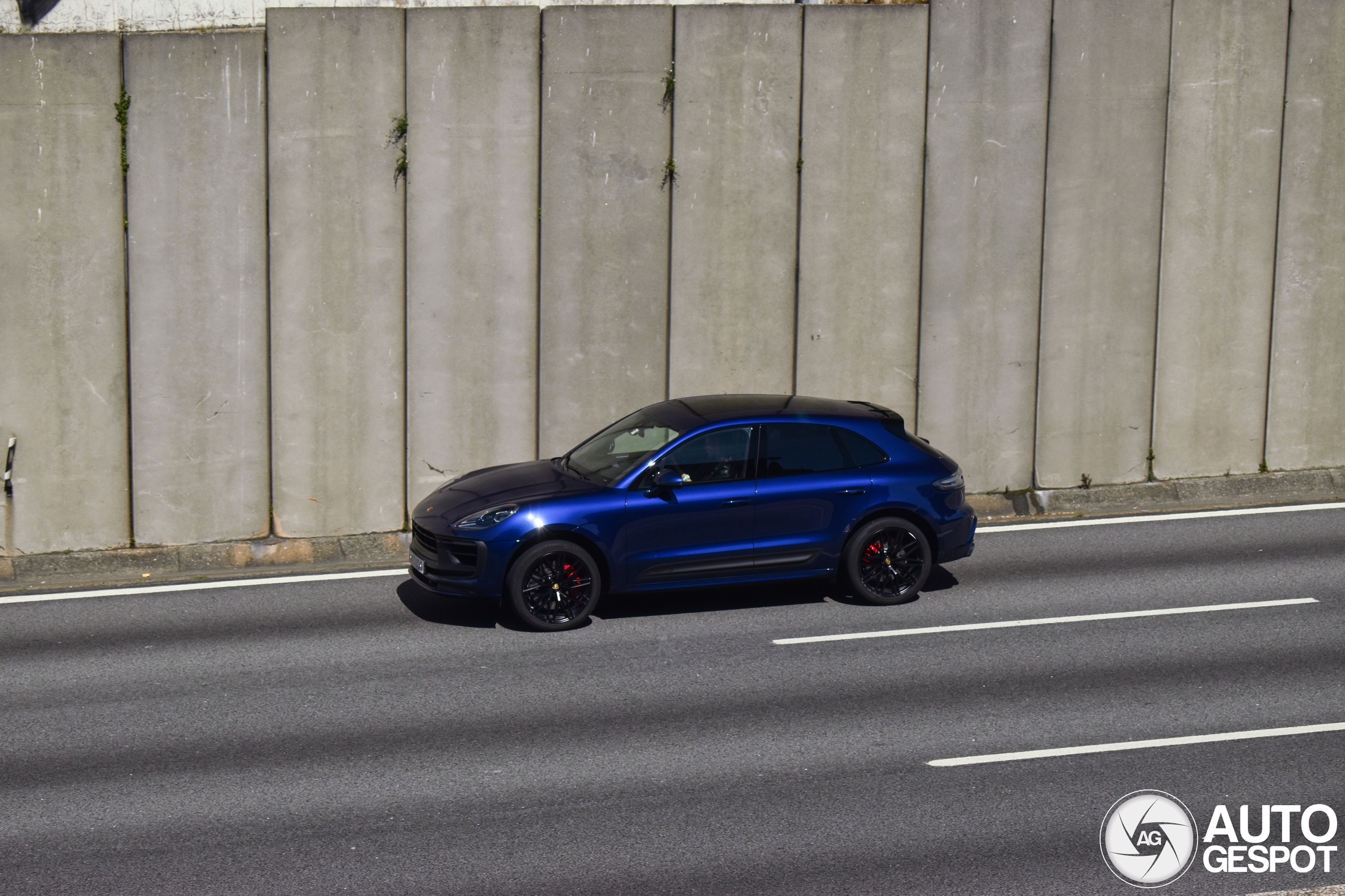 Porsche 95B Macan GTS MkIII