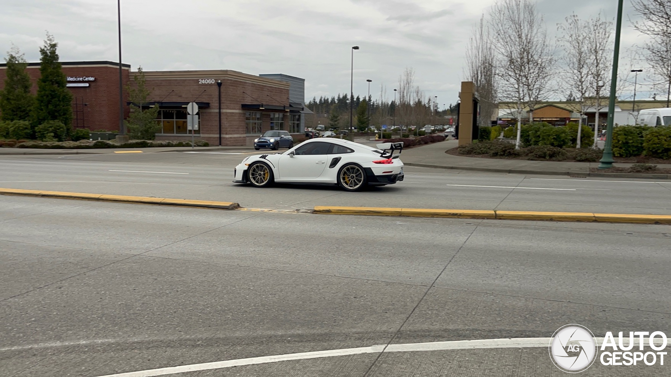 Porsche 991 GT2 RS Weissach Package