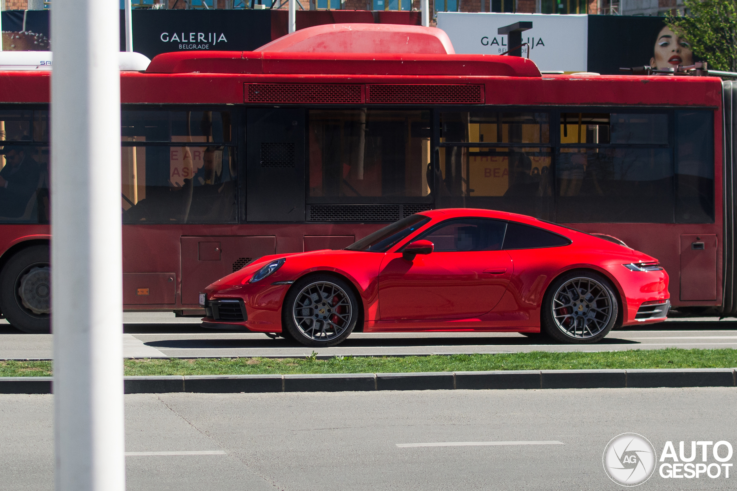 Porsche 992 Carrera 4S