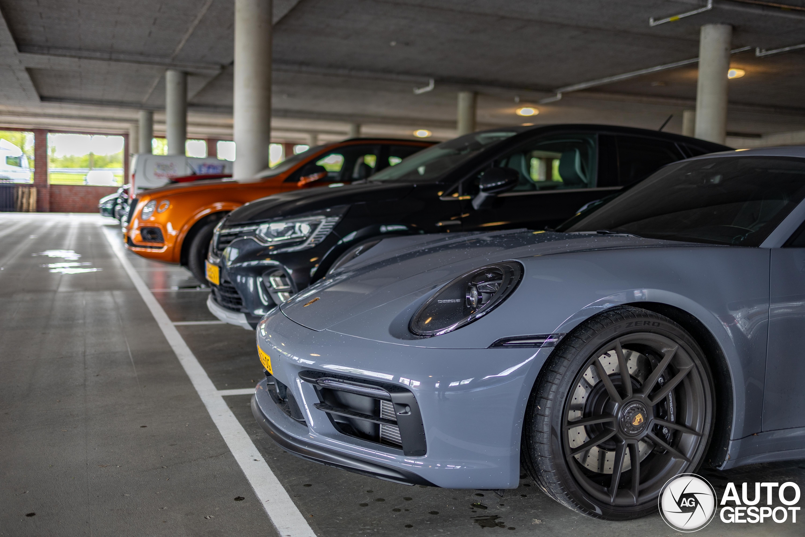 Porsche 992 Carrera GTS