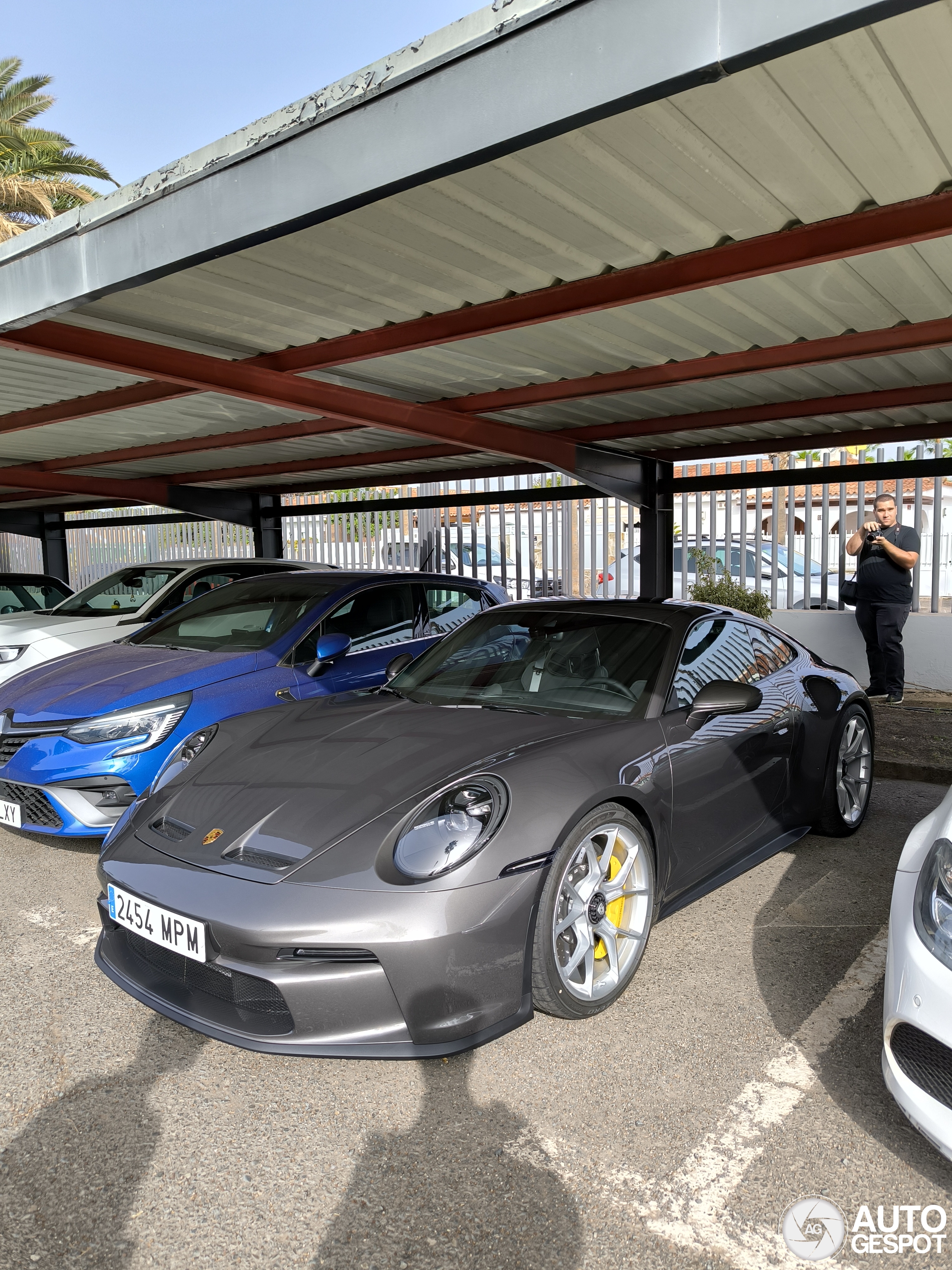 Porsche 992 GT3 Touring