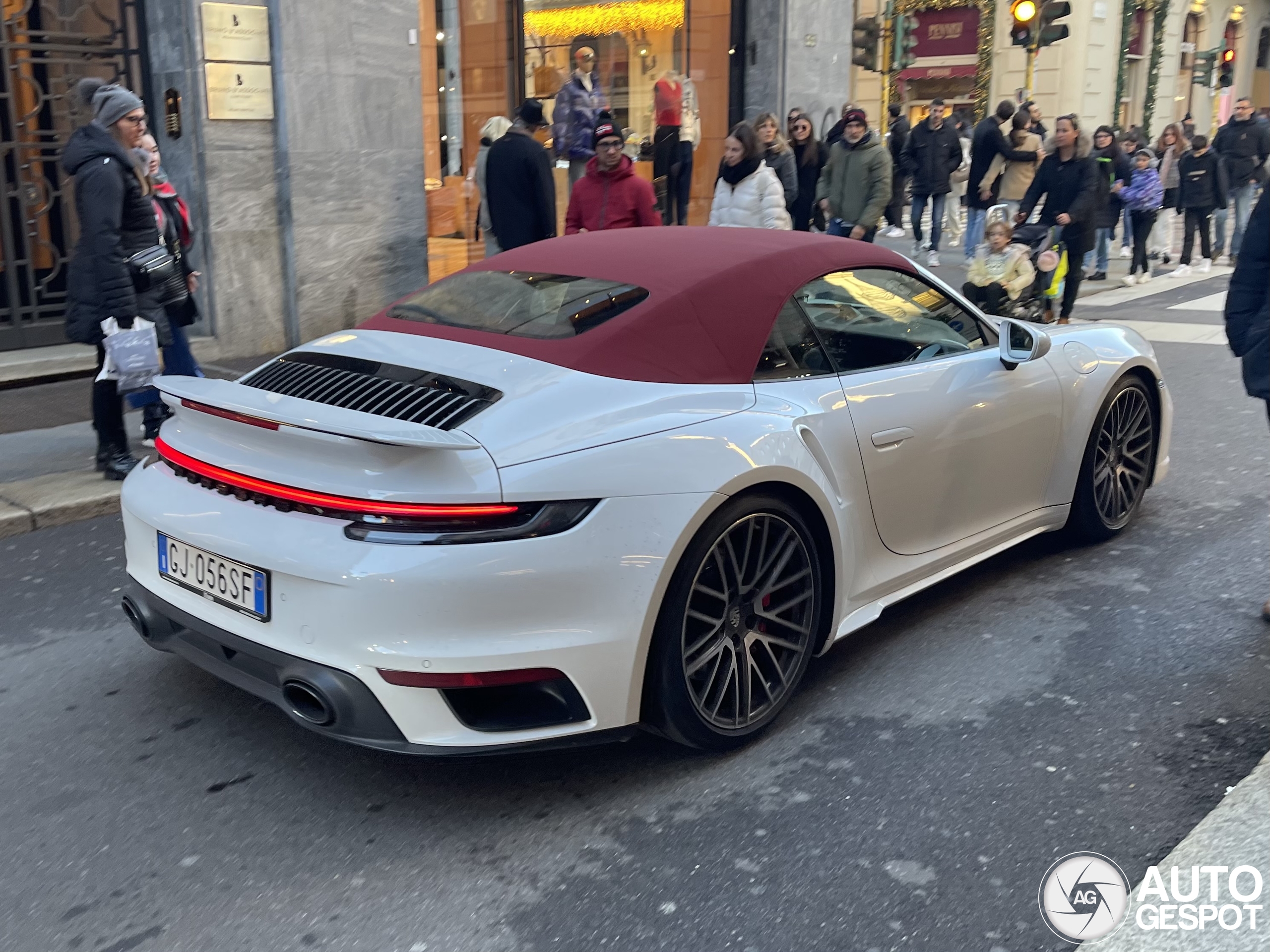 Porsche 992 Turbo Cabriolet