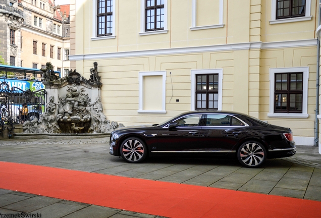 Bentley Flying Spur V8 Azure