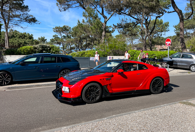 Nissan GT-R Varis Kamikaze-R Widebody