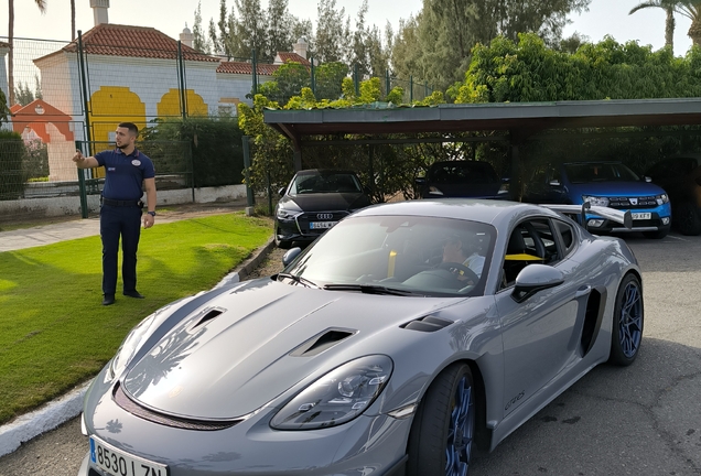 Porsche 718 Cayman GT4 RS