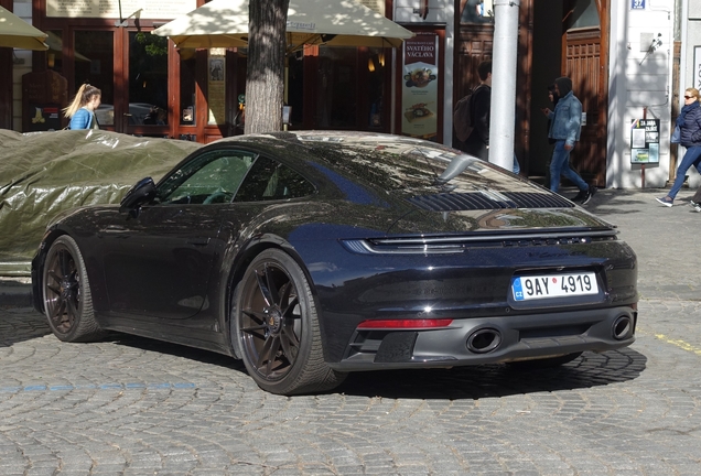 Porsche 992 Carrera GTS