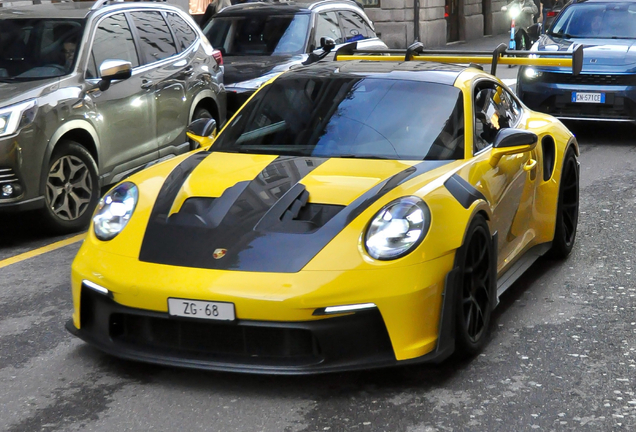 Porsche 992 GT3 RS Weissach Package