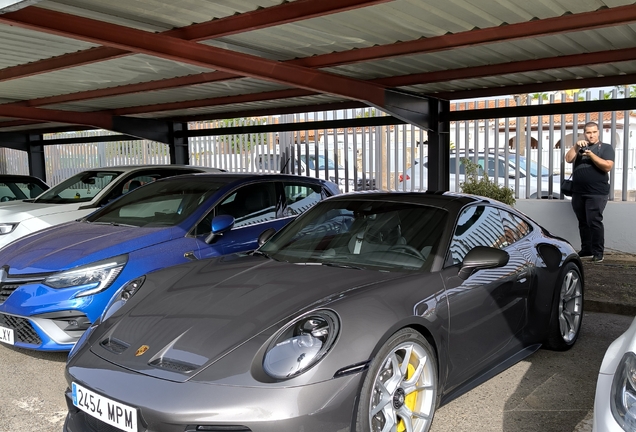 Porsche 992 GT3 Touring