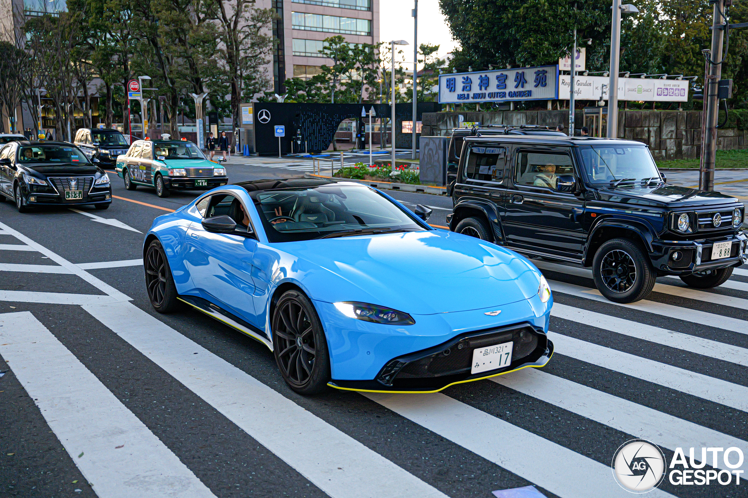 Aston Martin V8 Vantage 2018