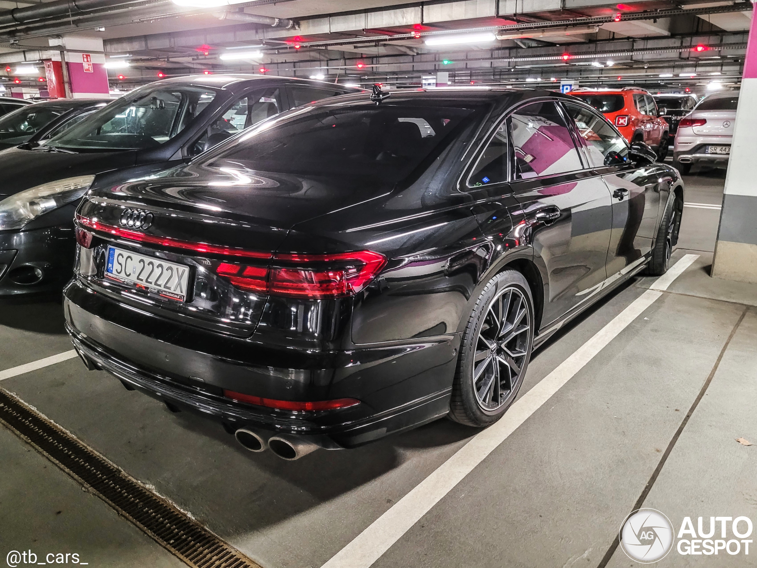 Audi S8 D5