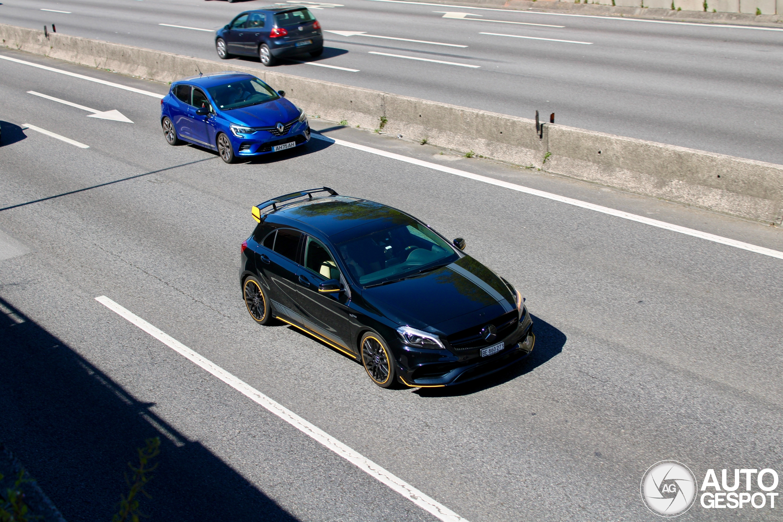 Mercedes-AMG A 45 W176 Yellow Night Edition