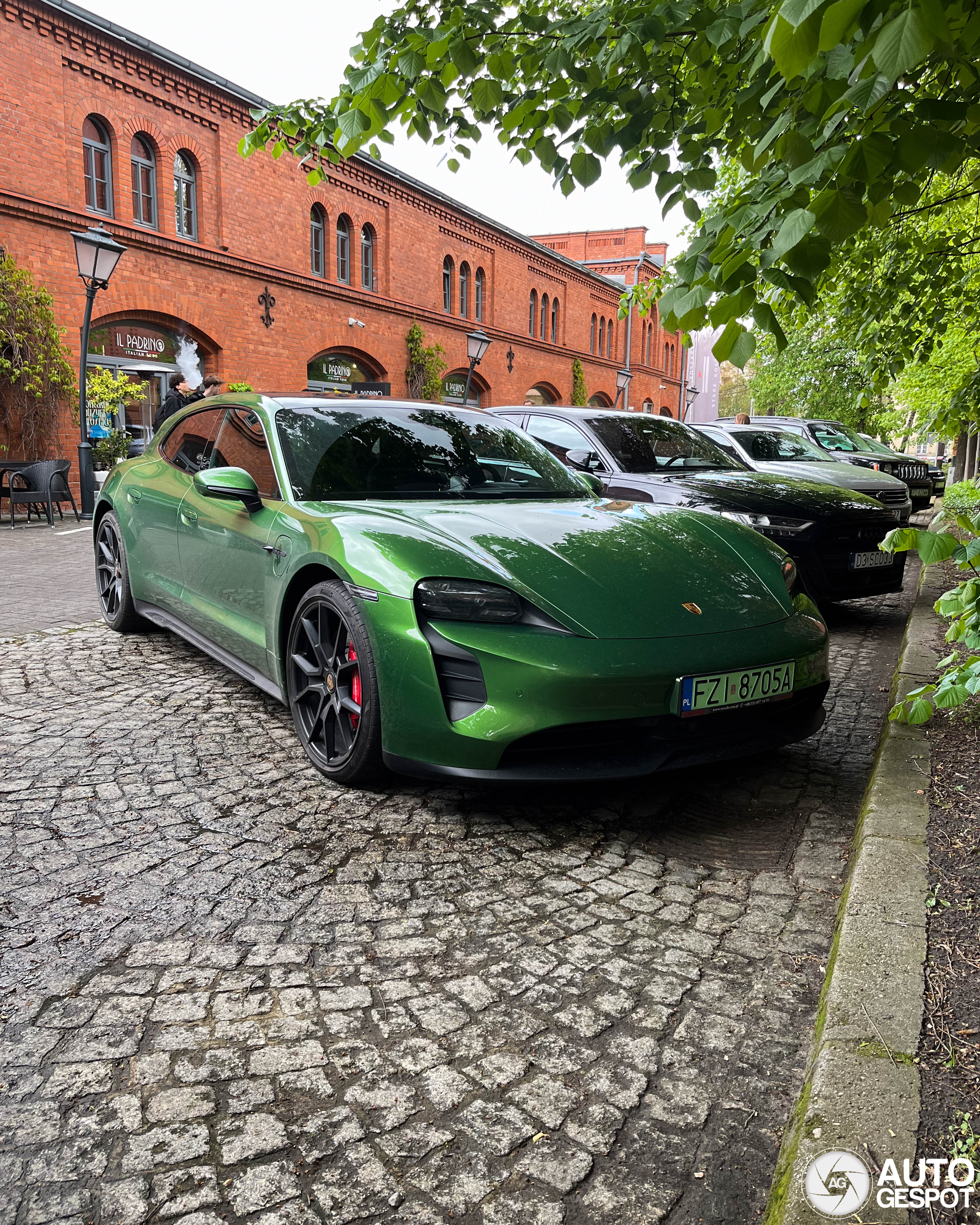 Porsche Taycan GTS Sport Turismo