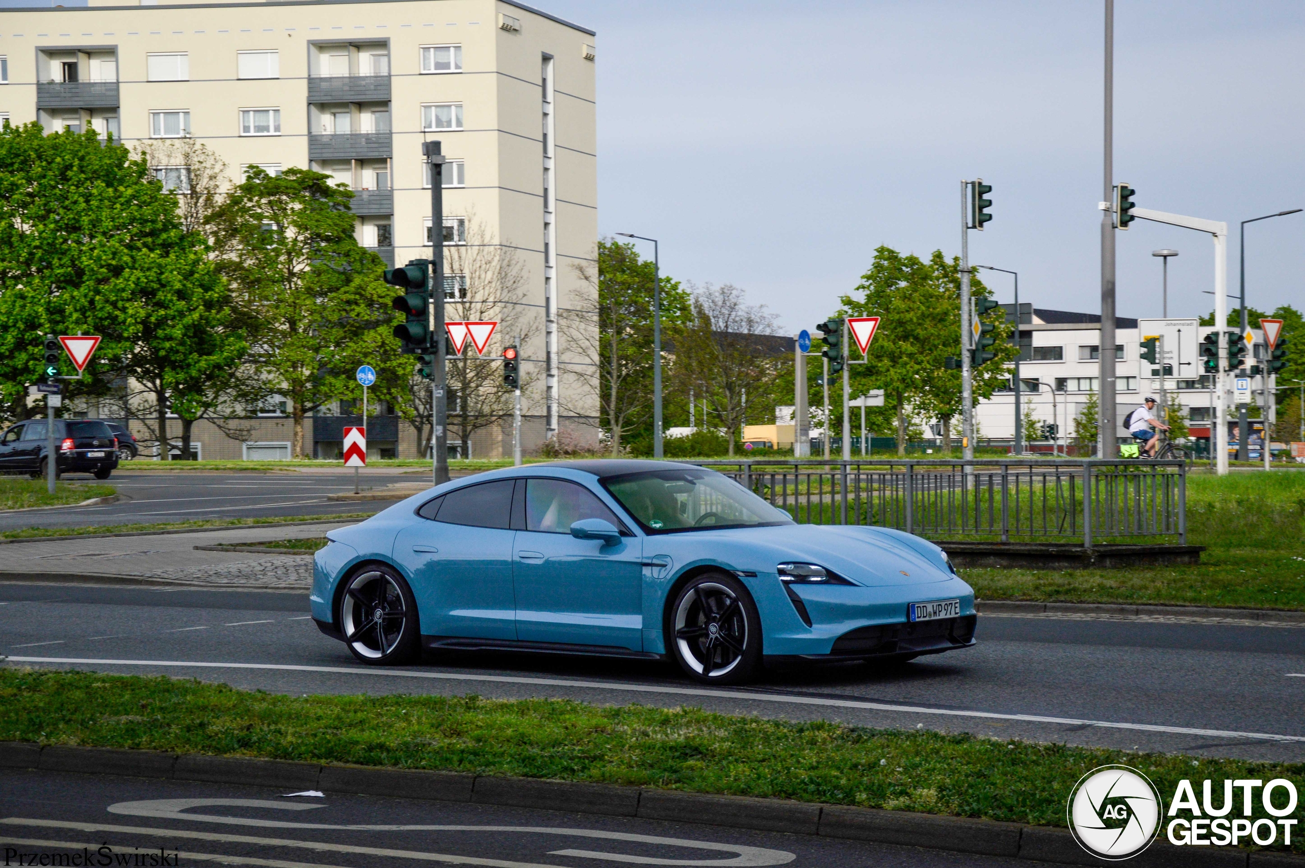 Porsche Taycan Turbo S