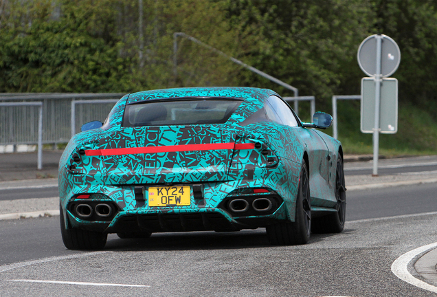 Aston Martin Vanquish 2025