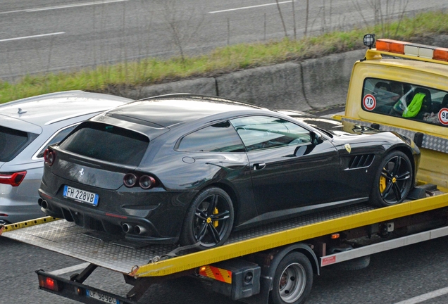 Ferrari GTC4Lusso