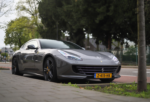 Ferrari GTC4Lusso