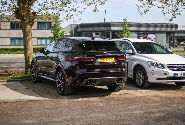 Jaguar F-PACE SVR 2021