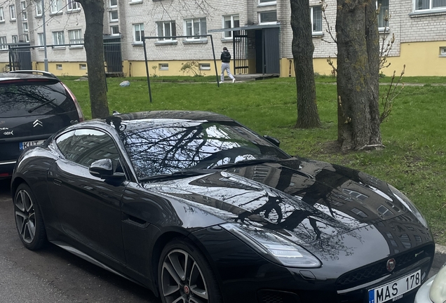 Jaguar F-TYPE S Coupé