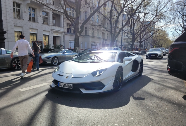 Lamborghini Aventador LP770-4 SVJ